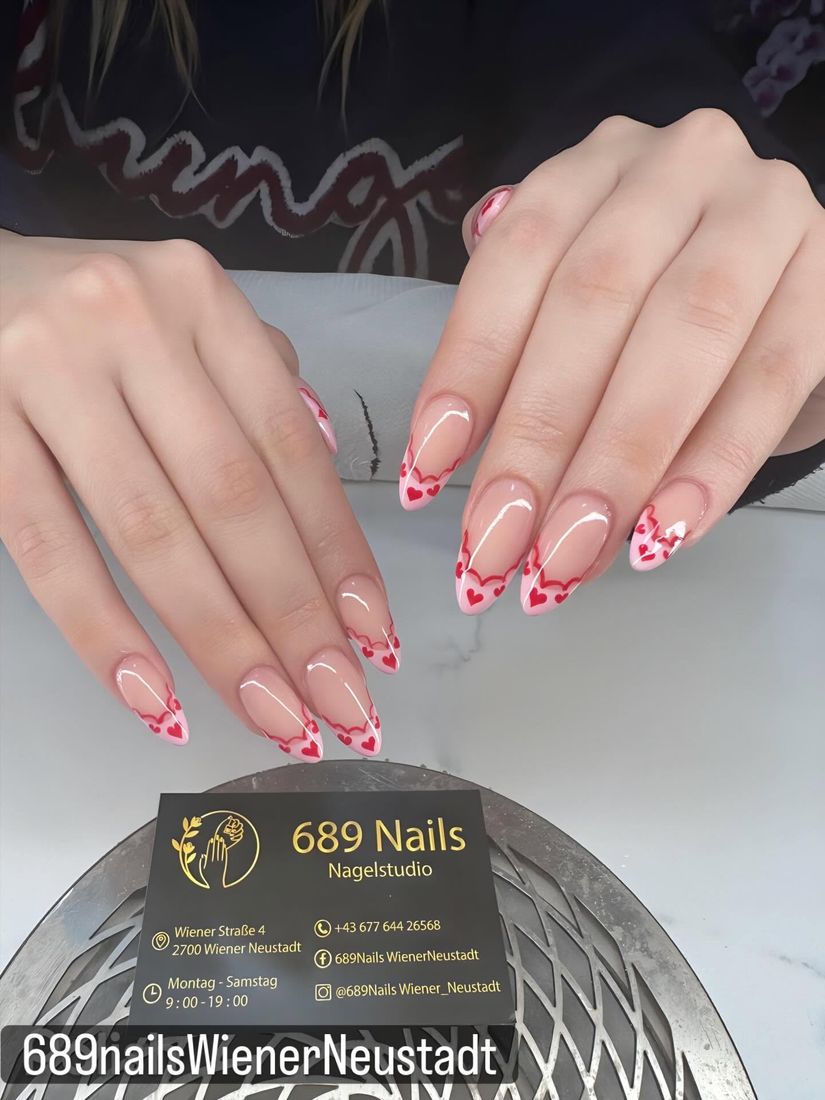 689 Nails Nagelstudio